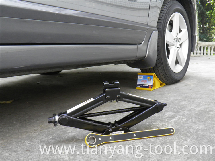 High Quality Ease of use Professional hand-operated Scissor screw Quick Lift Trolley Car Jack for auto car truck